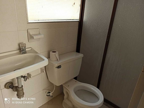 Estadio Calasanz Avenida 80 Segundo Piso Para Oficinas O Vivienda