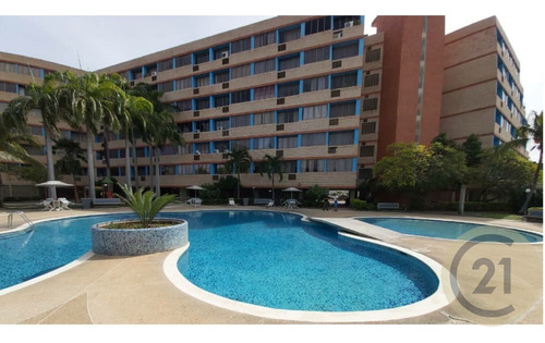 Apartamento A La Venta En El Conjunto Residencial Punta Brava