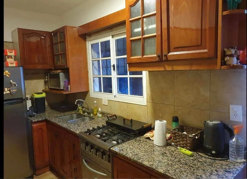 Imagen 4 de 14 de Duplex En Venta, Castelar, 4 Ambientes Con Cochera Doble