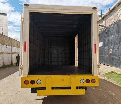 Imagen 8 de 13 de Toyota Dyna Turbo 4.6