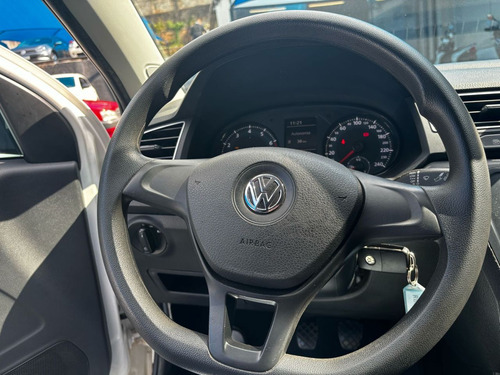 Volkswagen Voyage VOYAGE 1.6 MSI Flex 8V 4p
