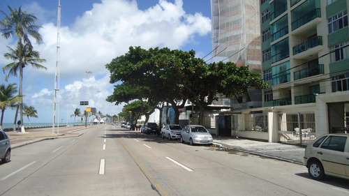 Ótimo Apartamento Com 2 Quartos (1 Suíte) Na Orla De Boa Viagem - Ap0153