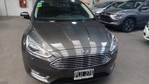 Imagen 5 de 14 de Focus Titanium 2.0 Mt 5p Forestcar Balbin #5