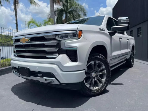 Chevrolet Silverado 5.3 V8 High Country