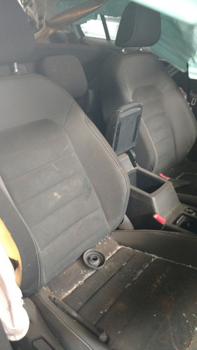 Imagem 9 de 14 de Sucata Batidos Peças Acessórios Golf Gti / Tsi 2015