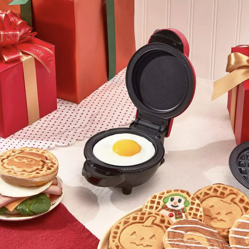 Miniwafflera Con 7 Placas Intercambiables Navideñas Dash San