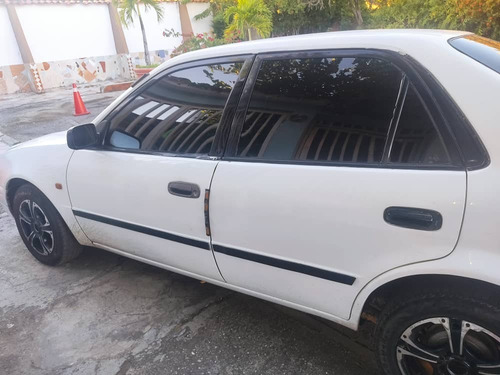 Imagen 4 de 7 de Toyota Corolla Sapito 99