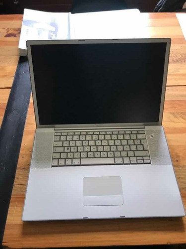 Powerbook G4 17 Para Despiece. No Arranca (Usado)