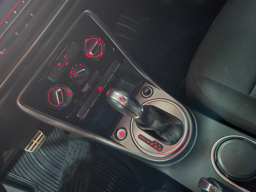 Volkswagen Beetle 2.5 Sound Tiptronic At