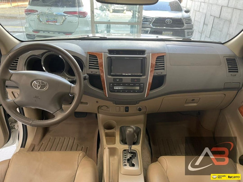 Toyota Fortuner Sr 7ptos 4x4