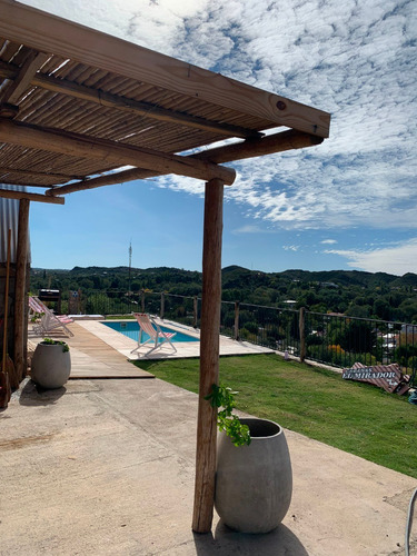 Dos Cabañas Con Pileta En Comùn.