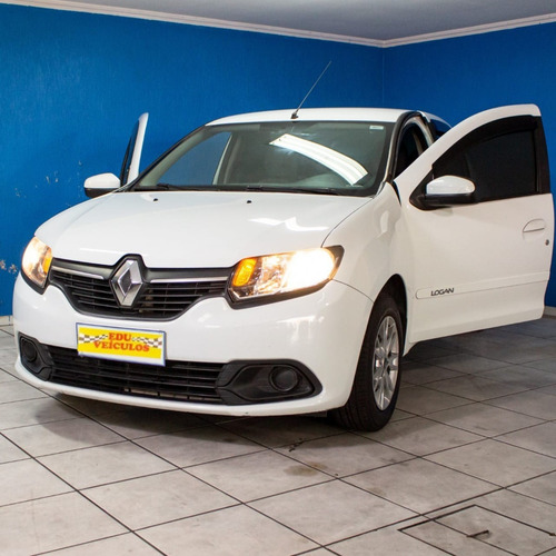 Imagem 1 de 9 de Renault Logan 1.0 2015