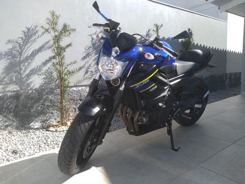 Yamaha Xj6