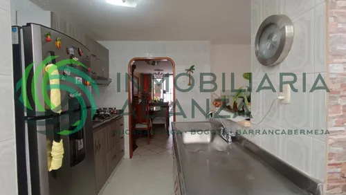 Casa En Venta En Jardines De Coaviconsa. Cod V61708