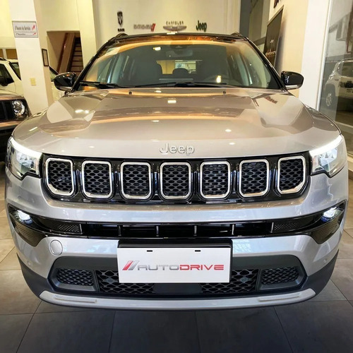 Imagen 16 de 18 de Jeep Compass Limited 1.3 Turbo D