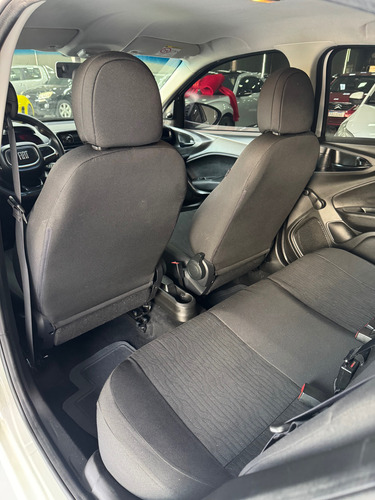 Fiat Cronos 1.0 Drive Flex 4p