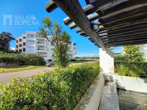 Imagen 18 de 18 de Departamento - Punta Del Este- Media Cuadra Playa Brava- 140mts