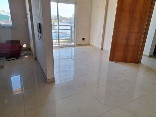 Departamento 3 Ambientes Bernal Oeste Financia