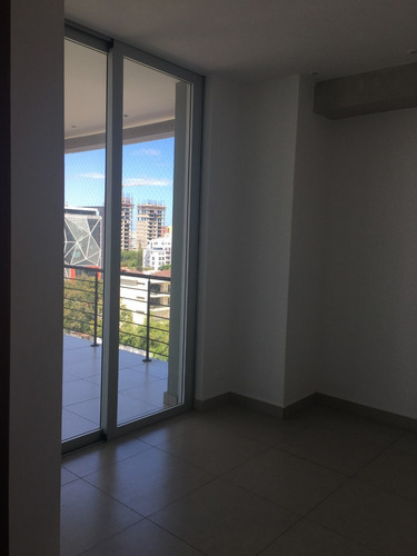 Alquilo Apartamento Con Línea Blanca En Ensanche Paraíso