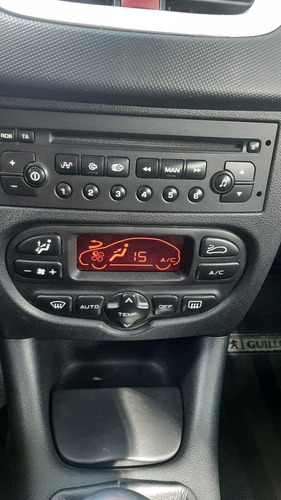 Peugeot 207 1.6 Sedan Xt Premium 2009