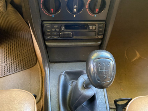 Imagen 11 de 15 de Mercedes Benz 250 W123 1981