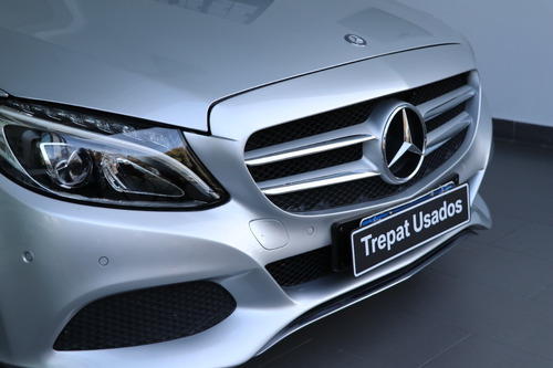 Imagen 10 de 16 de Mercedes Benz C250 Style