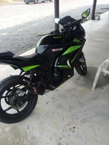 Kavazaki Ninja 250 R