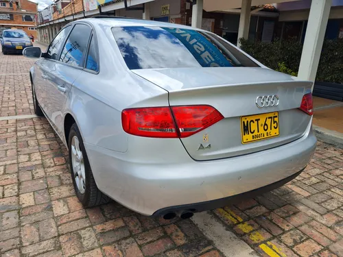 Audi A4 Comfort 1.8cc At Aa
