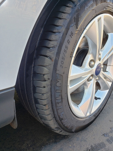 Imagem 12 de 12 de Ford Focus 2015 1.6 Se Flex 5p