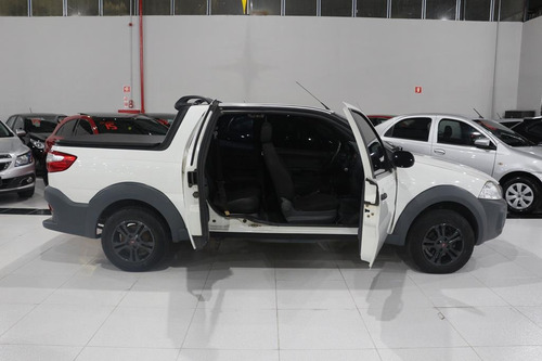 Fiat Strada 1.4 Hard Working Cab. Dupla Flex 3p