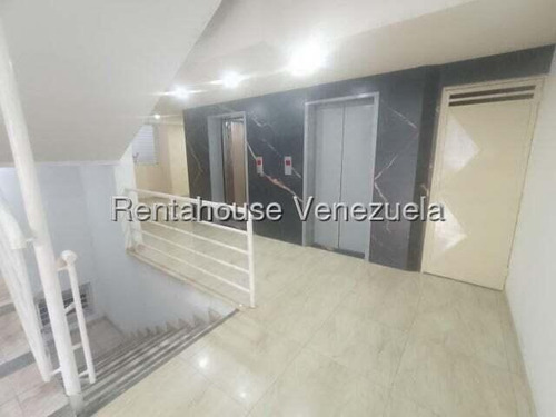 Apartamento En Venta En Urb La Esperanza En Maracay Zp