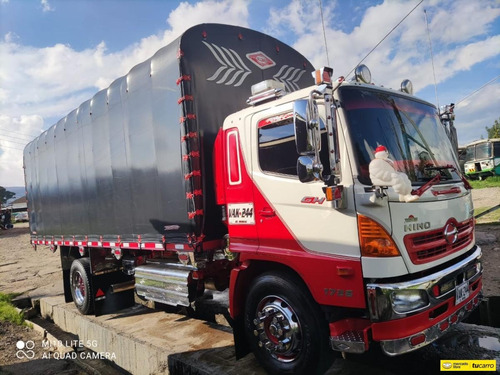 Hino Gh
