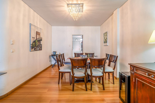 Excelente Semipiso - Venta - 4 Ambientes - Balcon - Frente - Cochera - Belgrano
