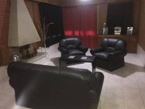 Casa 4 Ambientes Con Cochera Doble