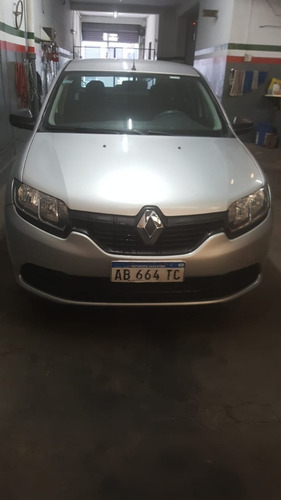 Renault Logan 2017 1.6, Titular / Nafta / 106.000 Km