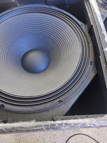Bafle Pasivo Subwoofer Con Bocina Louder 21 900w Rms Negro