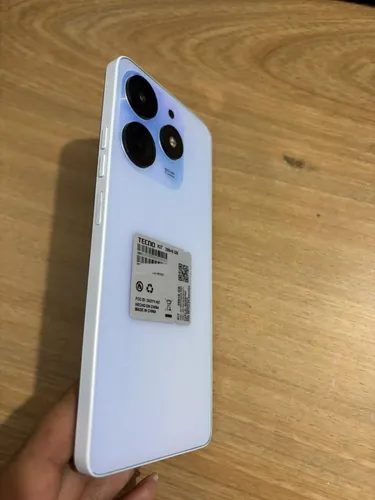 Tecno Spark 10 Pro (Usado)