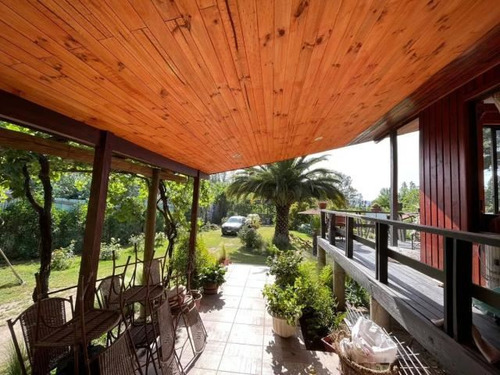 Casa En Venta De 3 Dorm. En Las Cabras
