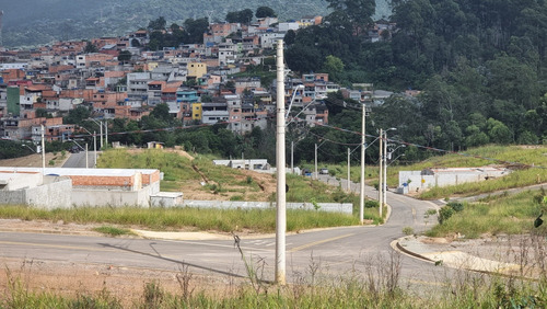 Terreno Em Loteamento Em Guarulhos. Totalmente Legalizado.