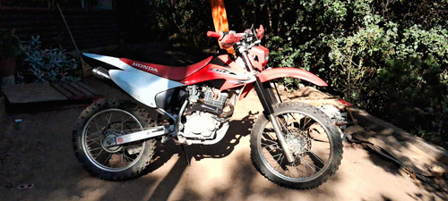 Moto En Excelente Estado, Ideal Para Comenzar En El Enduro.