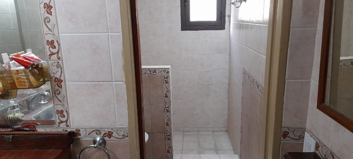 Imagen 11 de 18 de Moderna Casa Con Jardin Y Galeria De 1 Dormitorio