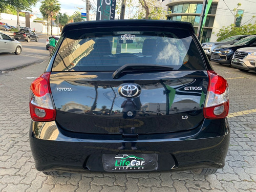 Imagem 7 de 14 de Toyota Etios X 1.3 Flex 16v 4p Aut. 2020 Preto 2019/2020