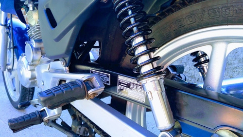 Imagem 4 de 7 de Honda Cbx Strada