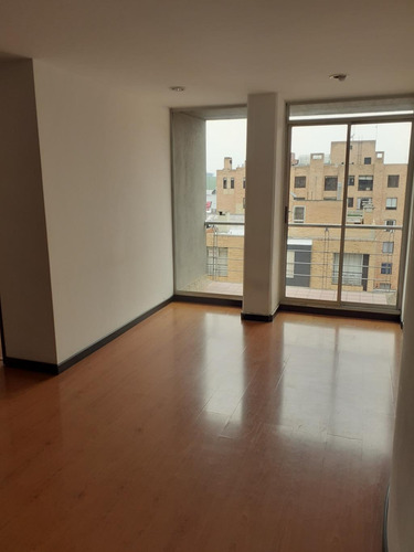 Apartamento En Arriendo