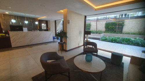 Moderno Y Funcional, Edificio Con Full Amenities,metro Ñuñoa
