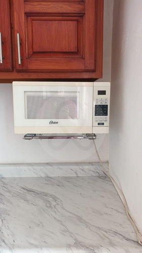 Departamento En Renta En Mitras Centro