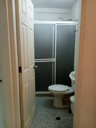 Imagen 9 de 15 de Se Alquila Apartamento Urb Alto Prado Al01-1487zn-ajim