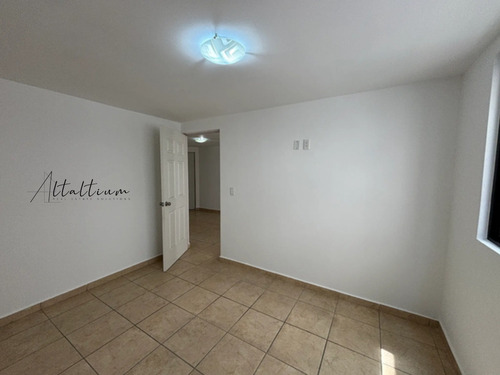 Departamento En Venta En Azcapotzalco, A Minutos De Parque Tezozómoc. 18. Aa-ru