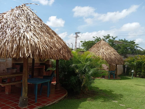 Venta De Apartamento/higuerote / Ls 25-7050
