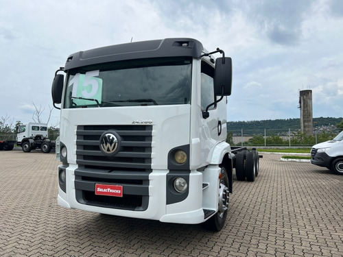 Volkswagen 24.280 6x2 | Selectrucks